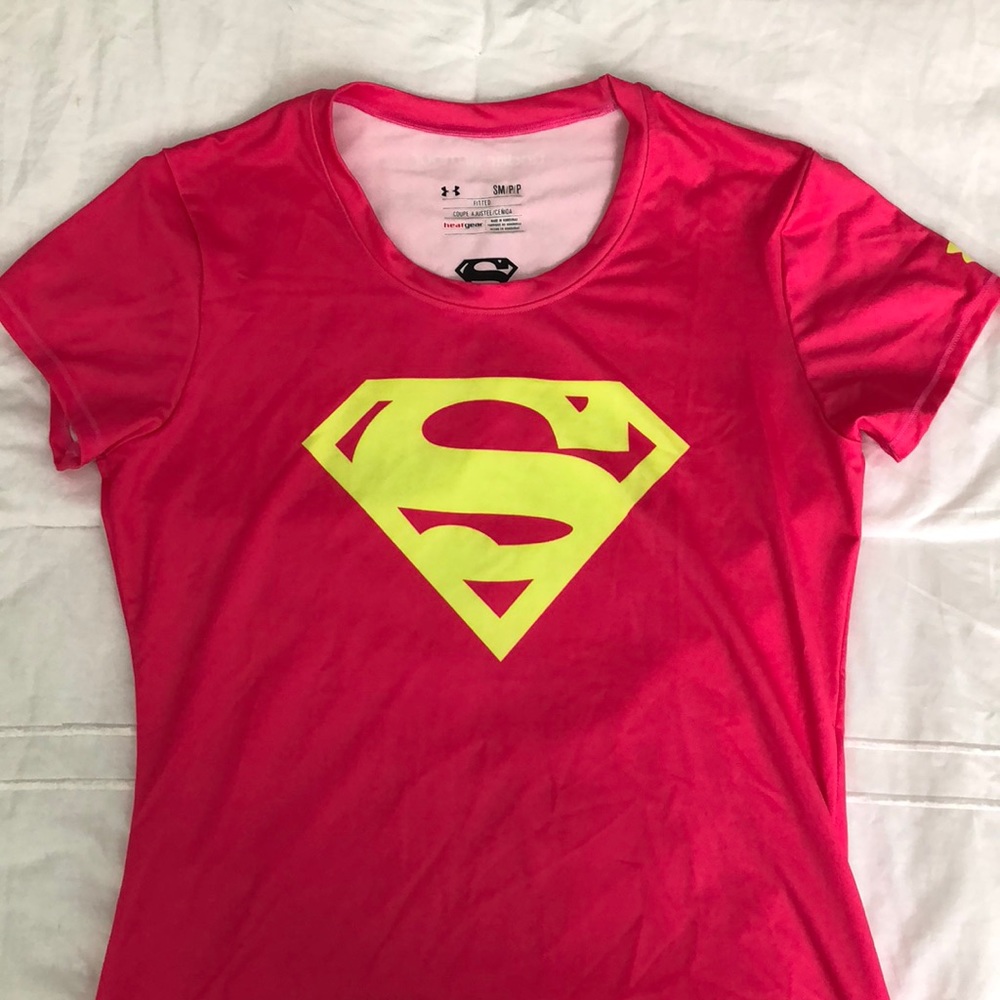 Pink Superman fitted athletic shirt